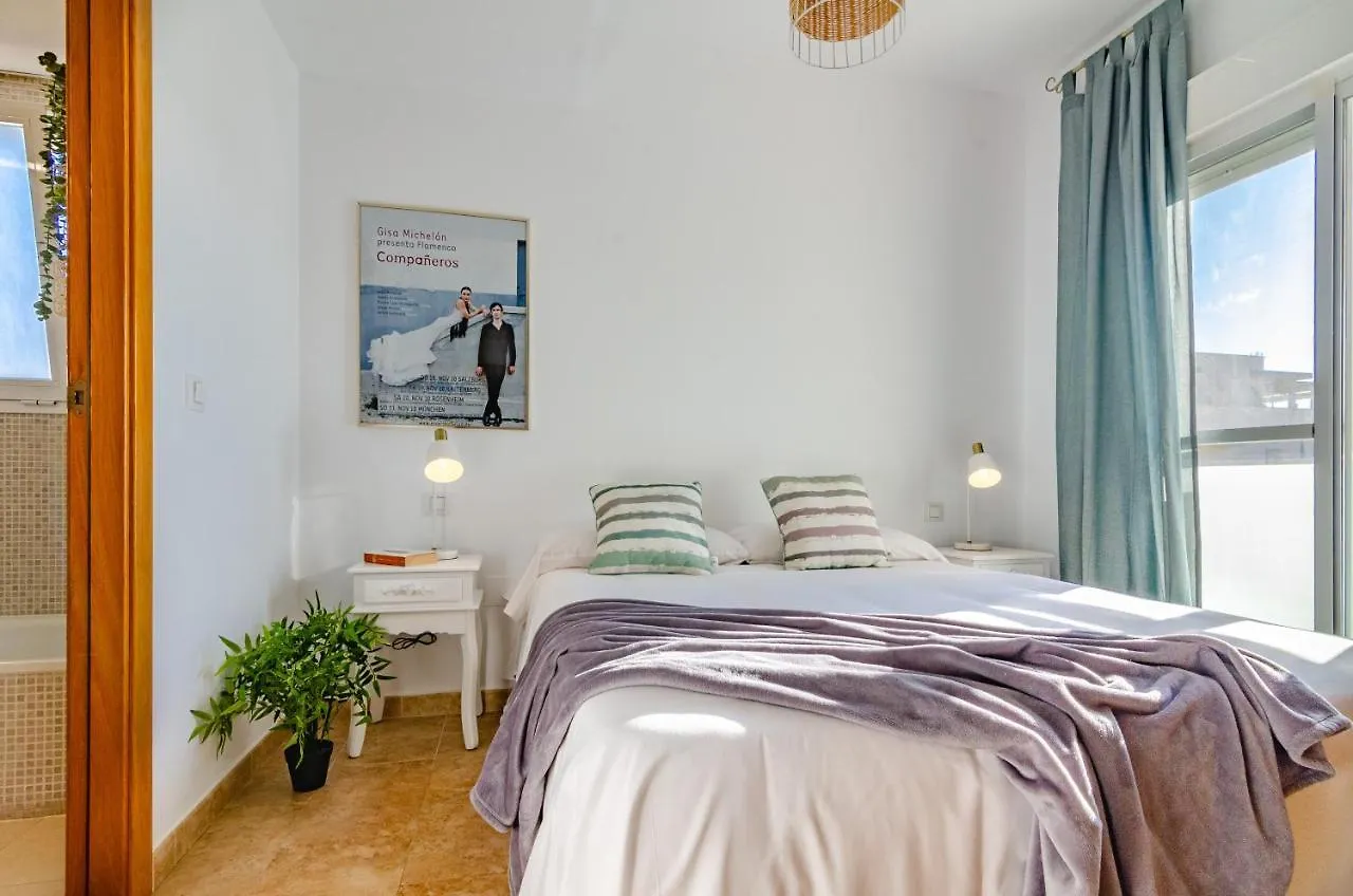 Wintowinrentals Perfect Location And Sea View. Rincon de la Victoria Apartment
