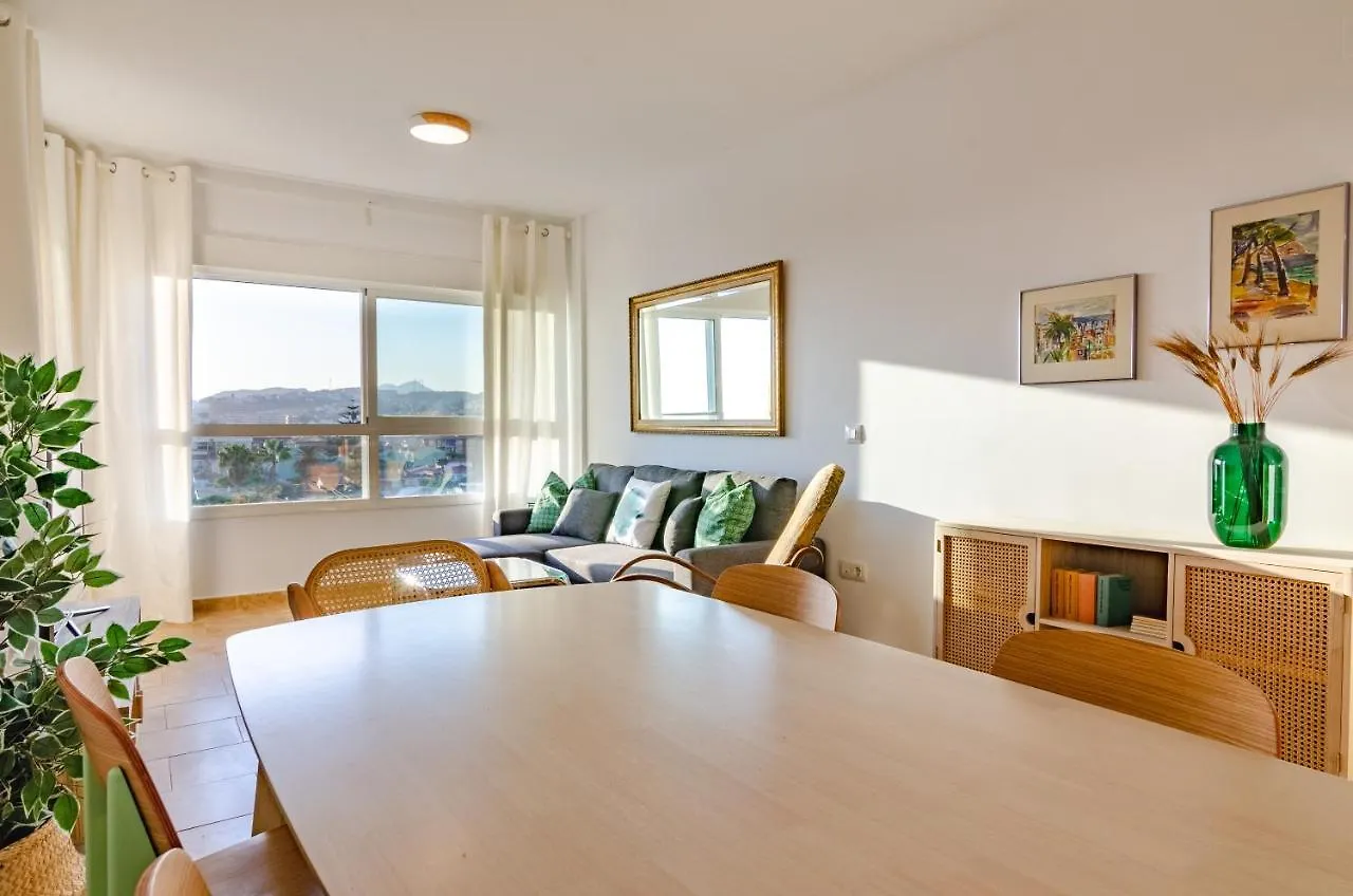 Apartment Wintowinrentals Perfect Location And Sea View. Rincon de la Victoria Spain